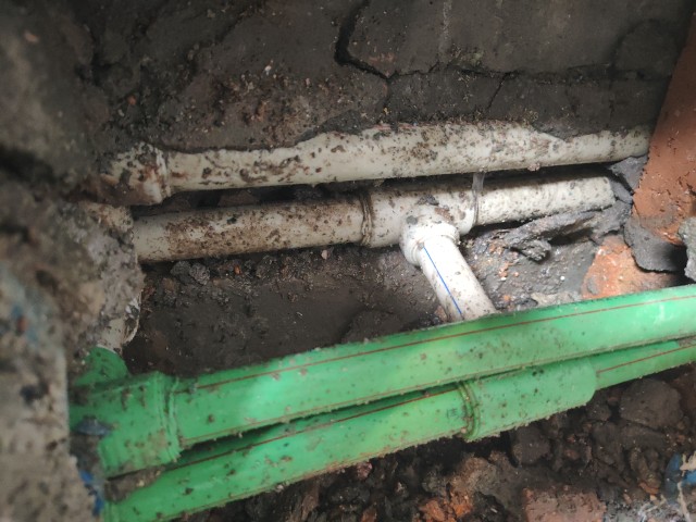 达州市消防水管漏水检测维修.客厅漏水检测维修